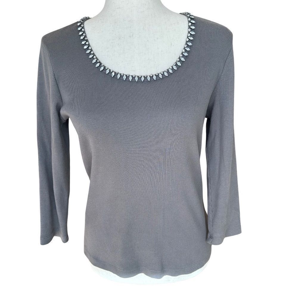 Liz Claiborne Gray Waffle Knit Long Sleeve Top with Rhinestone Neck  Size M